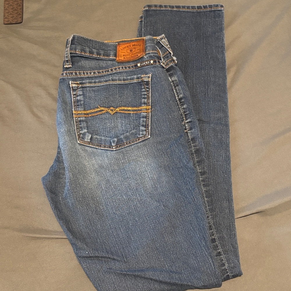 Woman’s Lucky Brand woman’s Denim Jeans with Tan Stitching